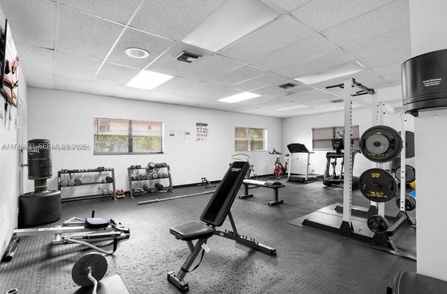 6700 Cypress Road 512, Plantation, FL 33317