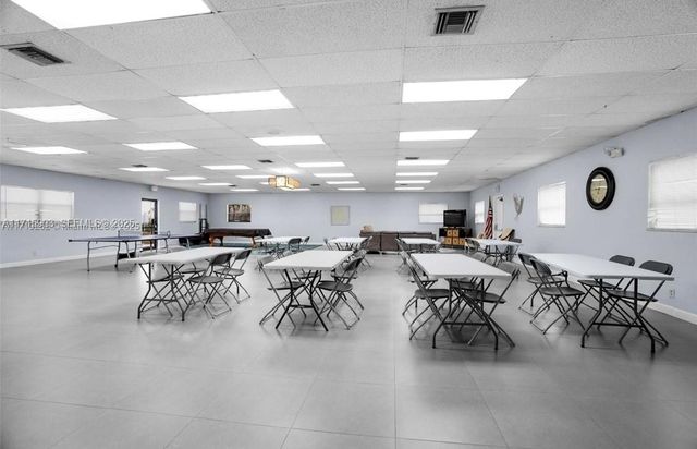 6700 Cypress Road 512, Plantation, FL 33317