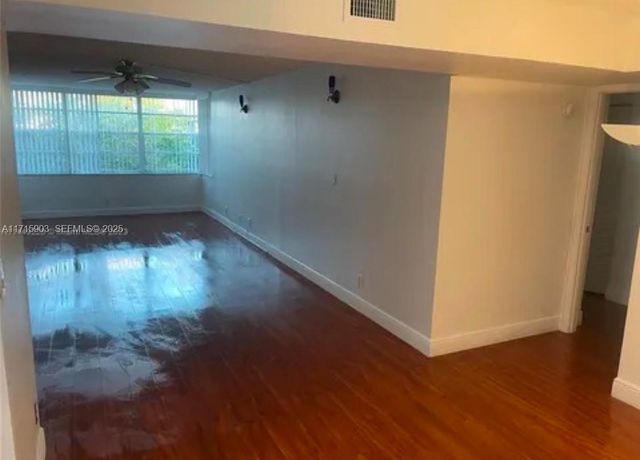 6700 Cypress Road 512, Plantation, FL 33317