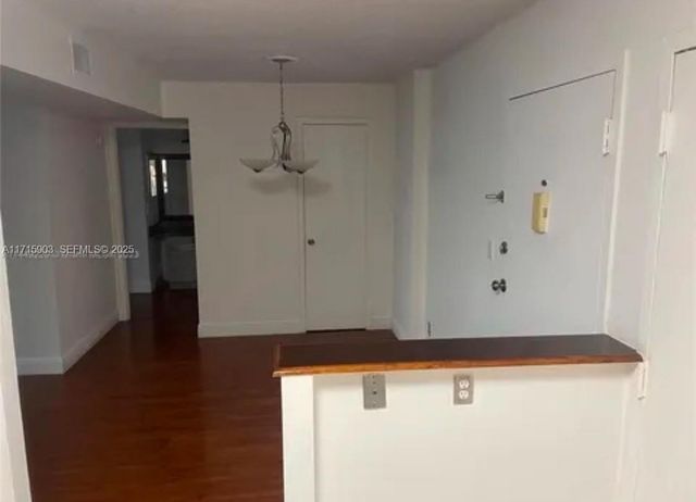 6700 Cypress Road 512, Plantation, FL 33317