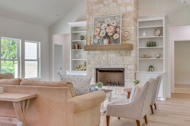 6705 Westover Drive, Granbury, TX 76049