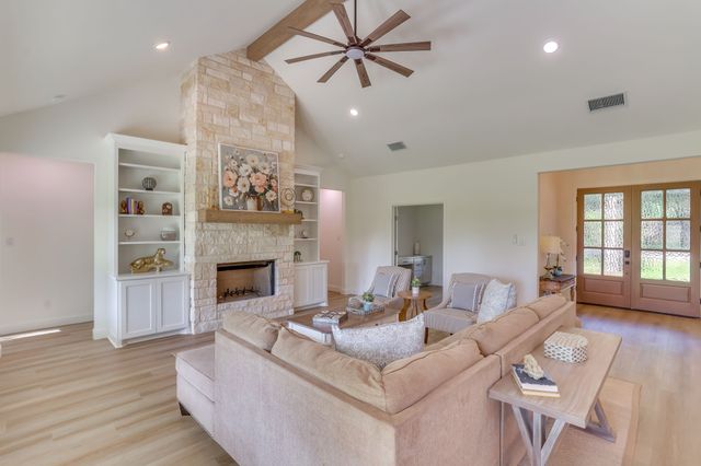 6705 Westover Drive, Granbury, TX 76049