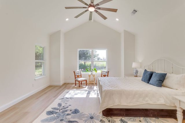 6705 Westover Drive, Granbury, TX 76049