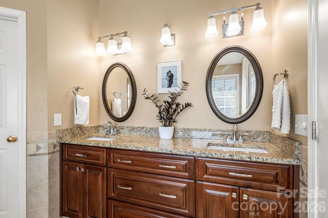 9222 Hickory Tree Lane, Charlotte, NC 28277