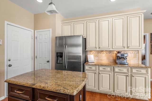 9222 Hickory Tree Lane, Charlotte, NC 28277