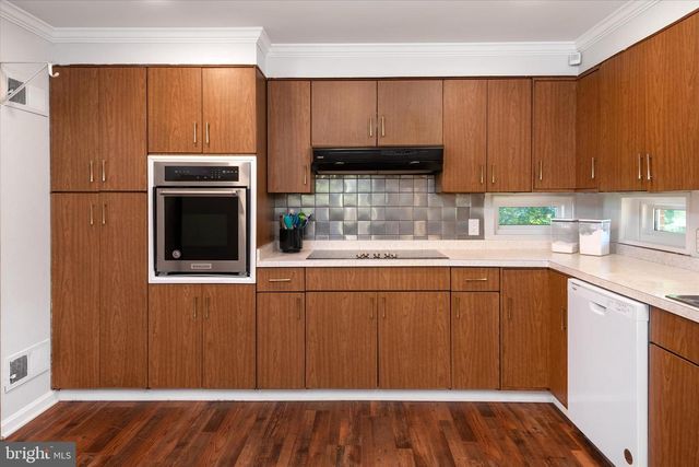 9460 GUILFORD RD, Columbia, MD 21046