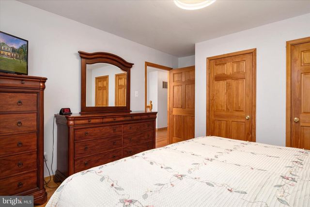 9460 GUILFORD RD, Columbia, MD 21046