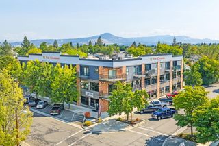 312 Oak Street 207, Central Point, OR 97502