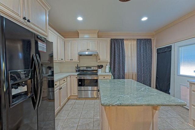 11613 NW 113th Circle, Yukon, OK 73099