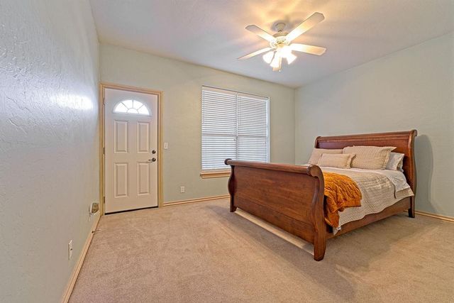 11613 NW 113th Circle, Yukon, OK 73099