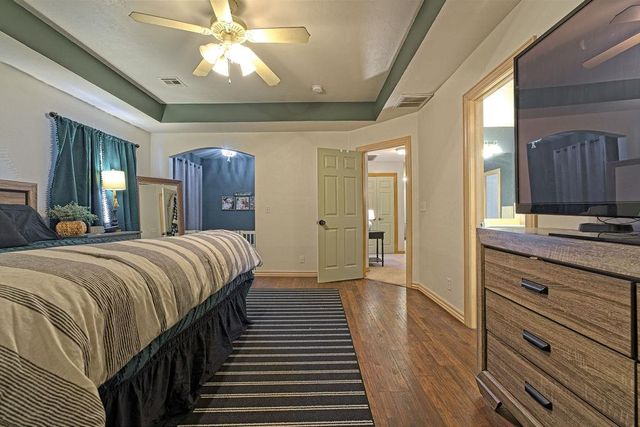 11613 NW 113th Circle, Yukon, OK 73099