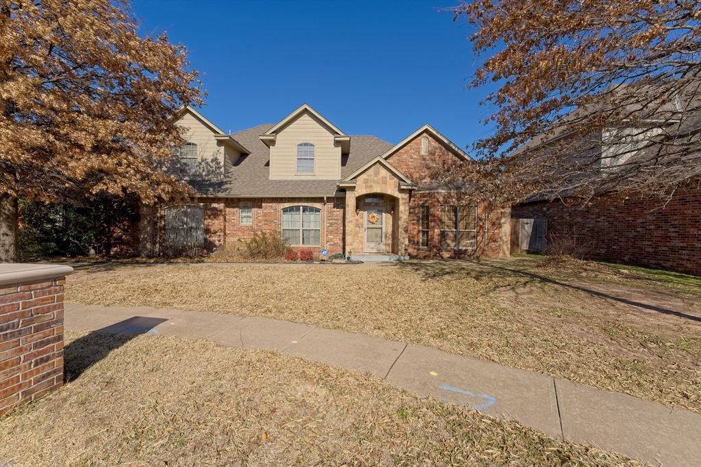 11613 NW 113th Circle, Yukon, OK 73099