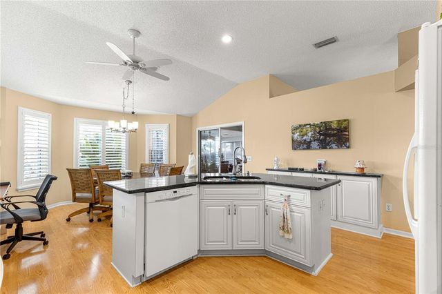165 PALERMO PLACE, Lady Lake, FL 32159