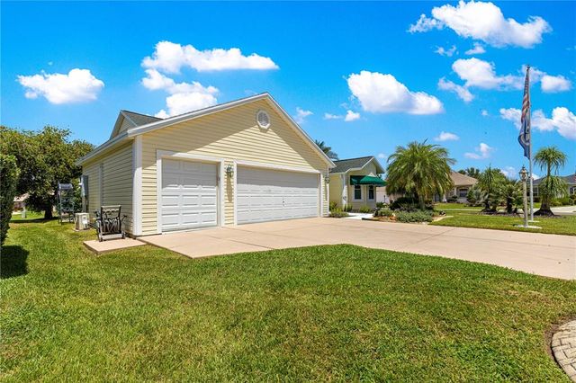 165 PALERMO PLACE, Lady Lake, FL 32159