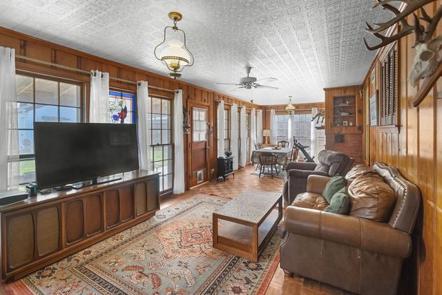 1617 N Ricketts Street, Sherman, TX 75092