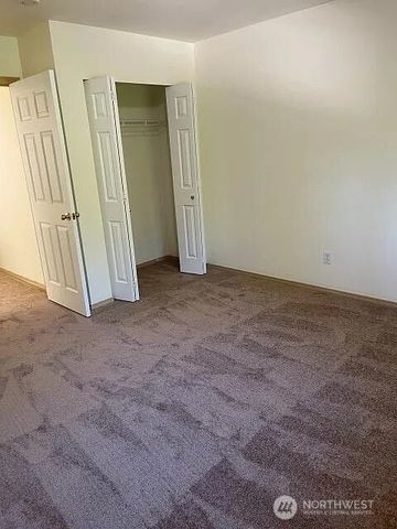 27 152nd Place SE, Lynnwood, WA 98087