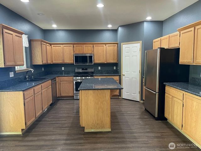 27 152nd Place SE, Lynnwood, WA 98087