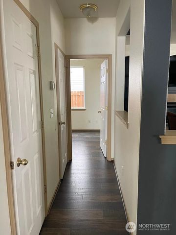 27 152nd Place SE, Lynnwood, WA 98087