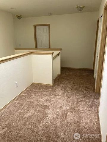 27 152nd Place SE, Lynnwood, WA 98087