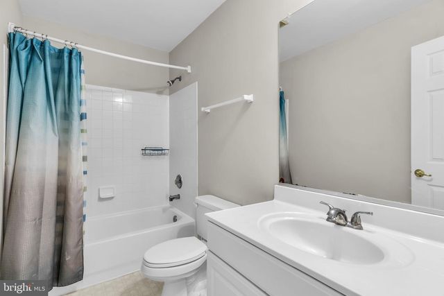 3546 RAPID LN, Woodbridge, VA 22193