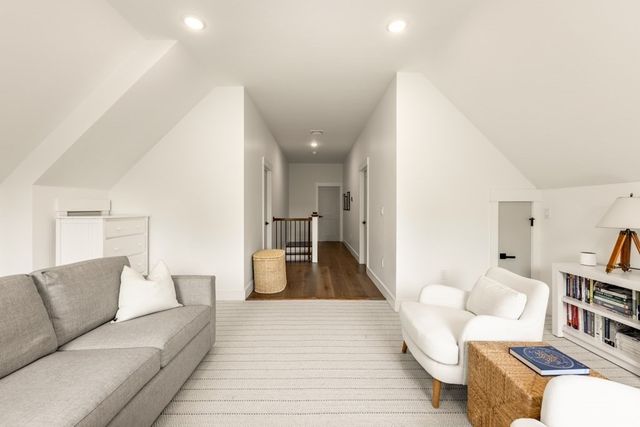 13 Grand View Avenue 2, Somerville, MA 02143
