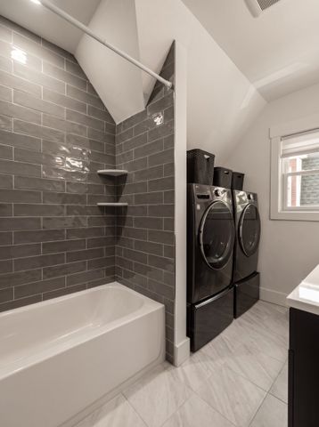 13 Grand View Avenue 2, Somerville, MA 02143