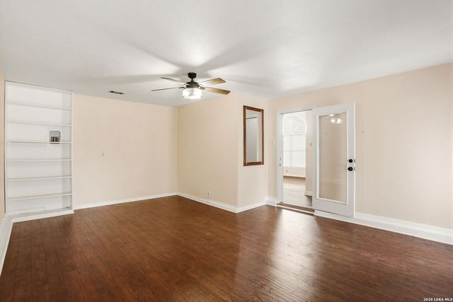 6158 Valley Clfs, San Antonio, TX 78250