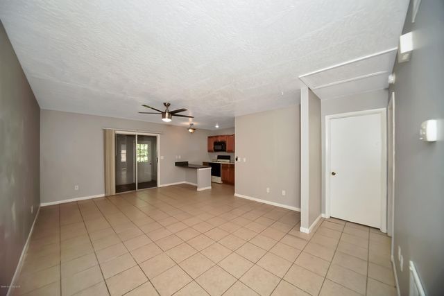 1914 Agora Circle SE 107, Palm Bay, FL 32909
