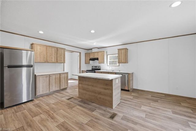253 Ridge Top Road, North Wilkesboro, NC 28659