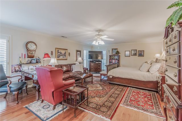 2083 N Austin Drive, Fayetteville, AR 72703