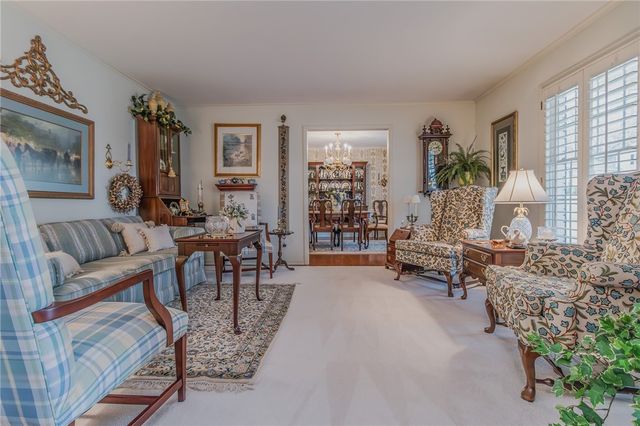 2083 N Austin Drive, Fayetteville, AR 72703