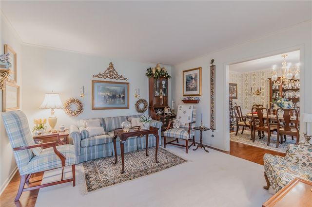 2083 N Austin Drive, Fayetteville, AR 72703