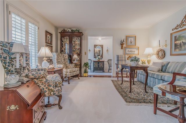 2083 N Austin Drive, Fayetteville, AR 72703