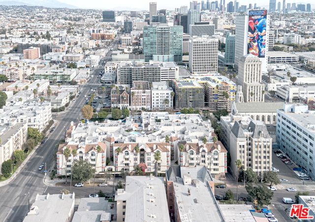 620 S Gramercy Place 105, Los Angeles, CA 90005