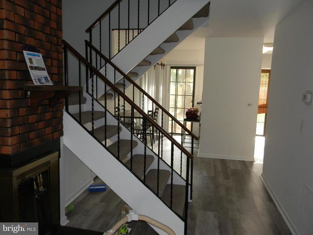 11319 HEADLANDS CT, Reston, VA 20191