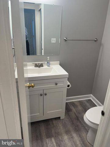 11319 HEADLANDS CT, Reston, VA 20191