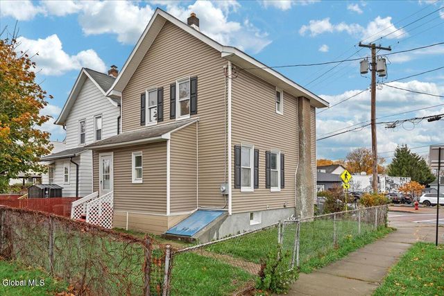 561 Delaware Avenue, Albany, NY 12209