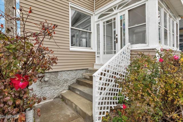 561 Delaware Avenue, Albany, NY 12209