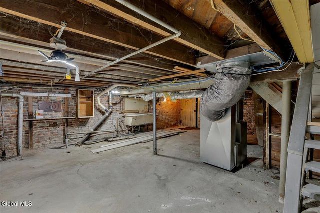 561 Delaware Avenue, Albany, NY 12209