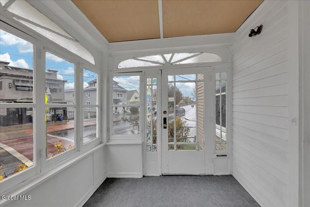 561 Delaware Avenue, Albany, NY 12209