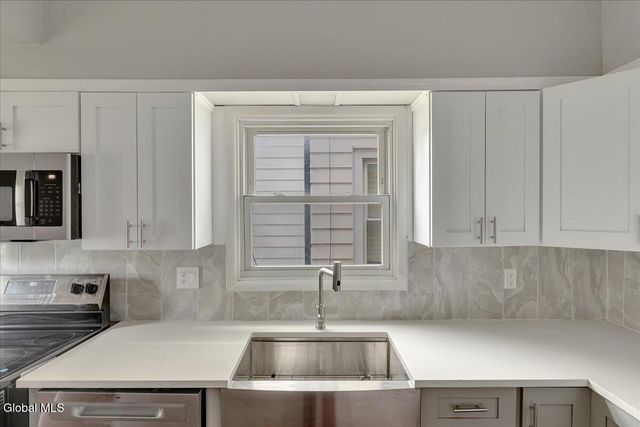 561 Delaware Avenue, Albany, NY 12209