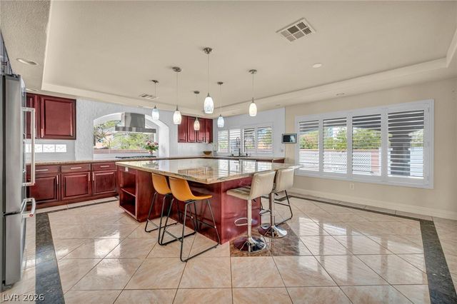 7624 Golden Lantern Court, Las Vegas, NV 89139