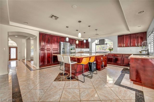 7624 Golden Lantern Court, Las Vegas, NV 89139