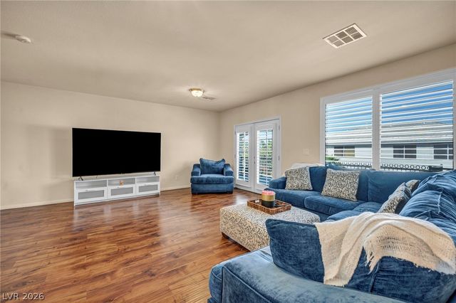7624 Golden Lantern Court, Las Vegas, NV 89139