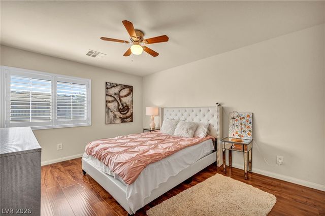 7624 Golden Lantern Court, Las Vegas, NV 89139