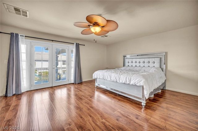 7624 Golden Lantern Court, Las Vegas, NV 89139