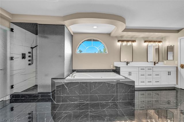 7624 Golden Lantern Court, Las Vegas, NV 89139