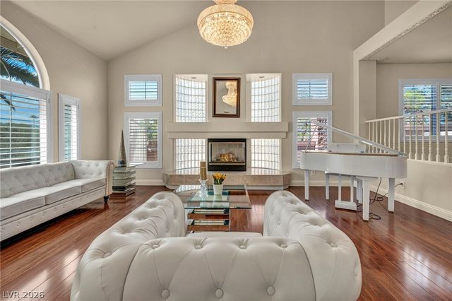 7624 Golden Lantern Court, Las Vegas, NV 89139