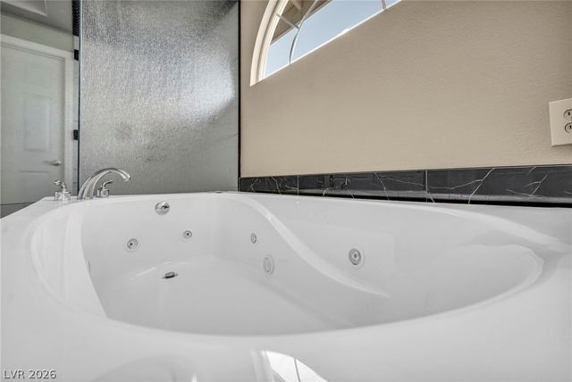 7624 Golden Lantern Court, Las Vegas, NV 89139