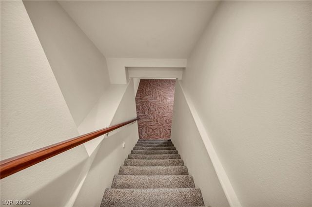 7624 Golden Lantern Court, Las Vegas, NV 89139